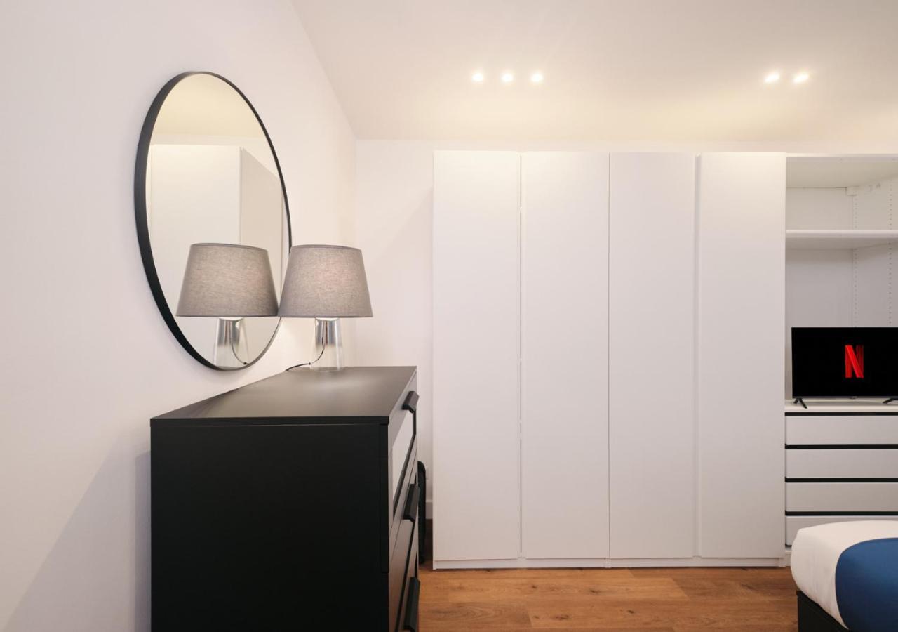 Colosseo A 15 Minuti - Elegante In Centro Apartment Rom